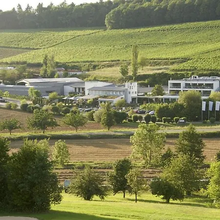 Heitlinger Hof فندق 4*