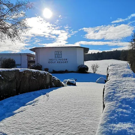 Hotel Heitlinger Hof 4*